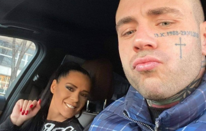 Гривни и часовник попречили да сложат белезници на Семерджиев, така успял да избяга