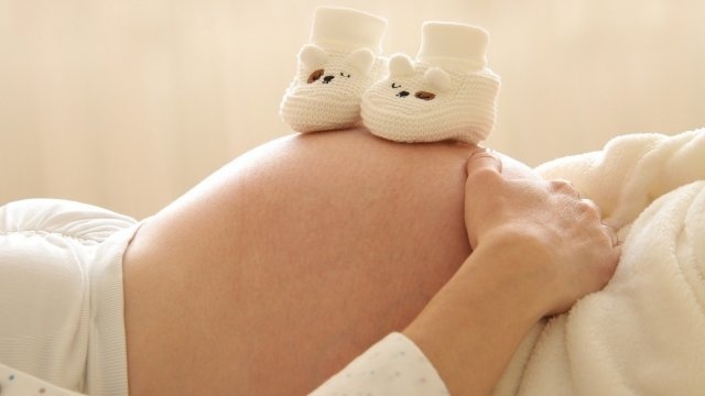 От догодина: Здравно неосигурените бременни ще имат право на 4 прегледа