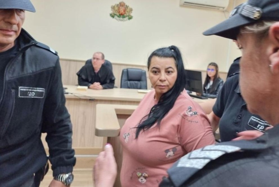 Повдигнаха обвинение на мама Айше заради смъртта на осиновеното й дете