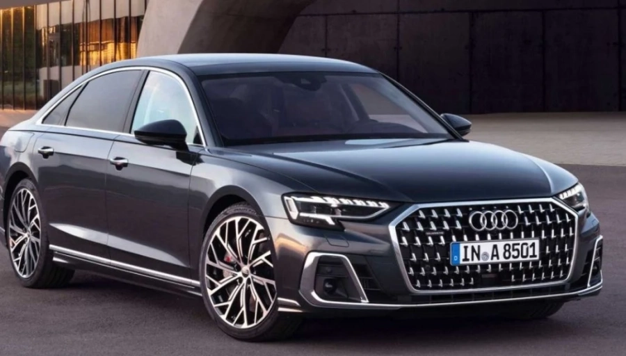 Audi ще прави повече електрички за сметка на А8