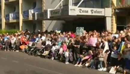 Протест на украински бежанци в Златни пясъци