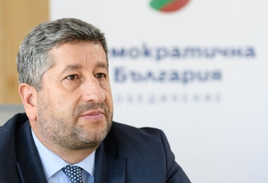 Христо Иванов към президента: Спрете да плашите хората, няма да въвлечем България във война