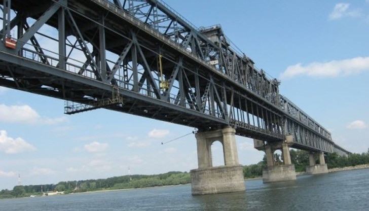 Русия готви бомбен атентат на Дунав мост