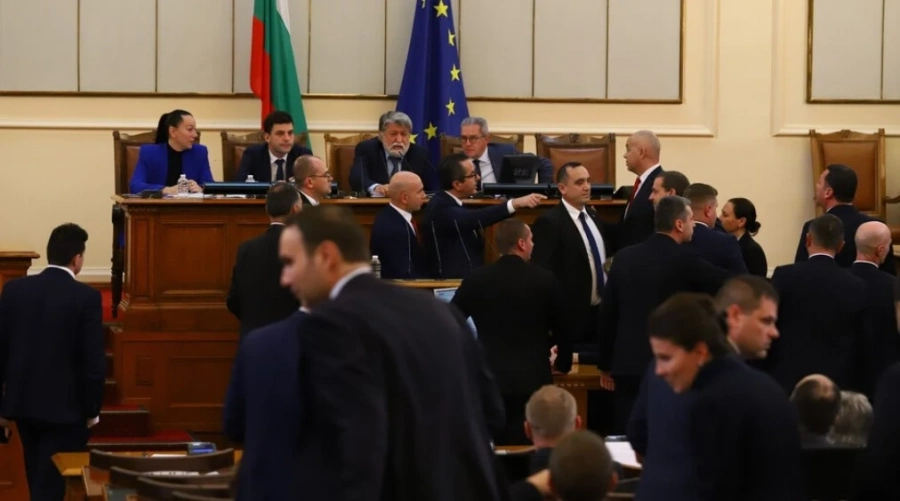 Скандали в парламента заради въглищните централи