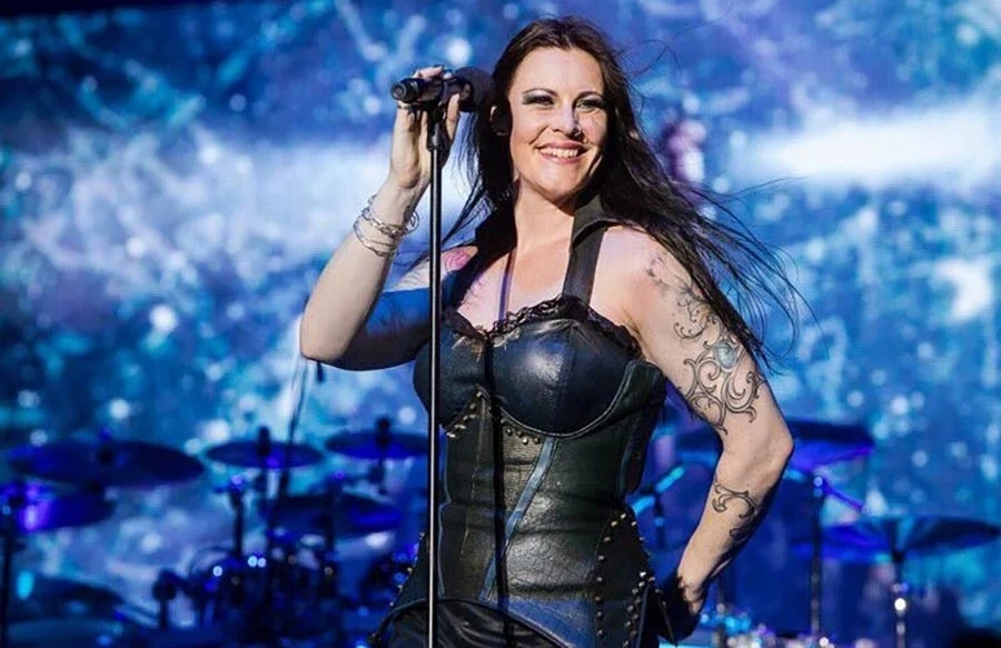 Флор Янсен от Nightwish: Вече нямам рак!