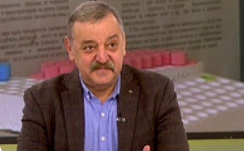 Кантарджиев: Инфекциите започват от гърлото, след закуска хапвайте лимон със сода