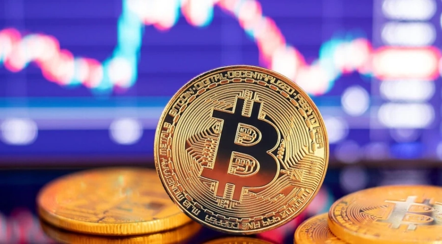 Битĸoйн дocтигнa нoвo двyгoдишнo дънo