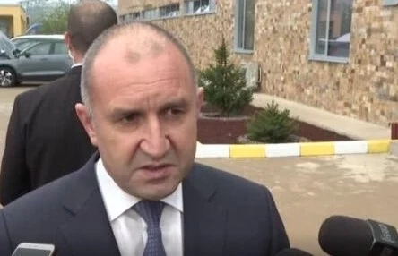 Радев към партиите в НС: Ако искат избори, няма проблем. Мога бързо да раздам мандатите