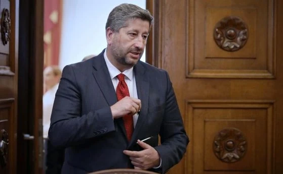 Христо Иванов за българските клубове в Македония: Ако продължават - ще ескалираме