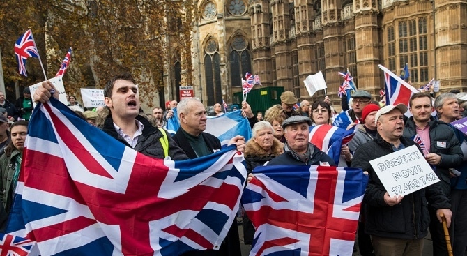 Кризата на Острова: Приложение показва къде има стачки