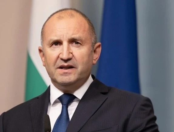 Румен Радев към Марк Рюте: Оставянето на България извън Шенген не е в интерес на ЕС