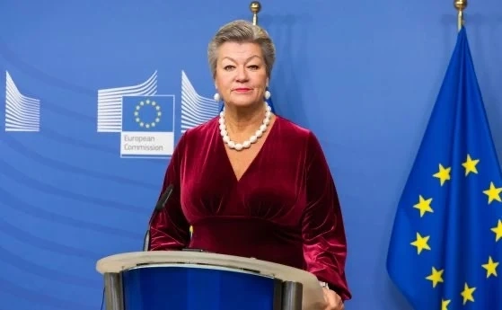 Еврокомисията настоява да сме в Шенген