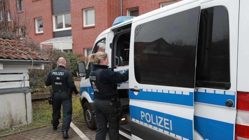 В Германия осуетиха опит за държавен преврат  Според разследващите зад