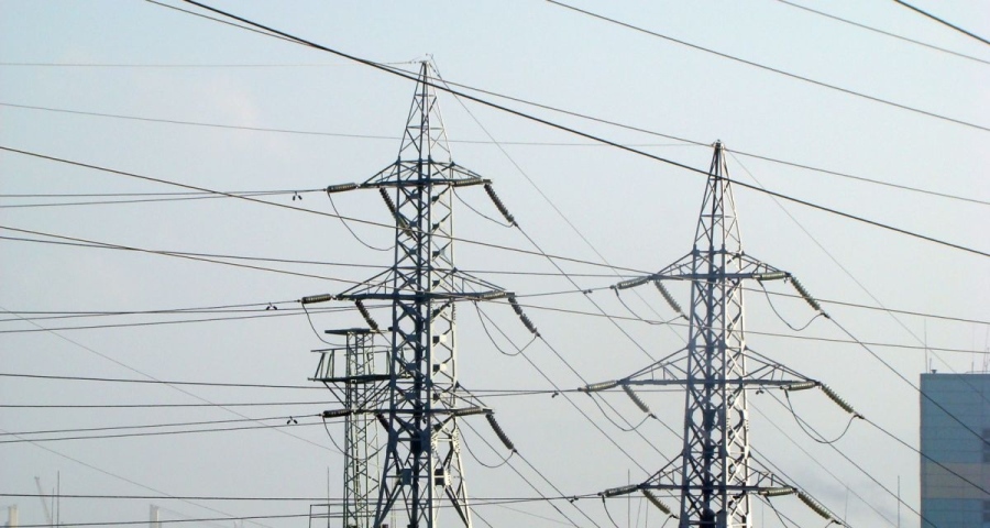 Защо се бавят компенсациите за домакинствата през зимния сезон определни с европейския Регламент 1854