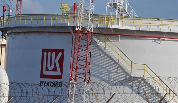 ЕС: България ще може да изнася нефтопродукти от руски петрол, но под условие