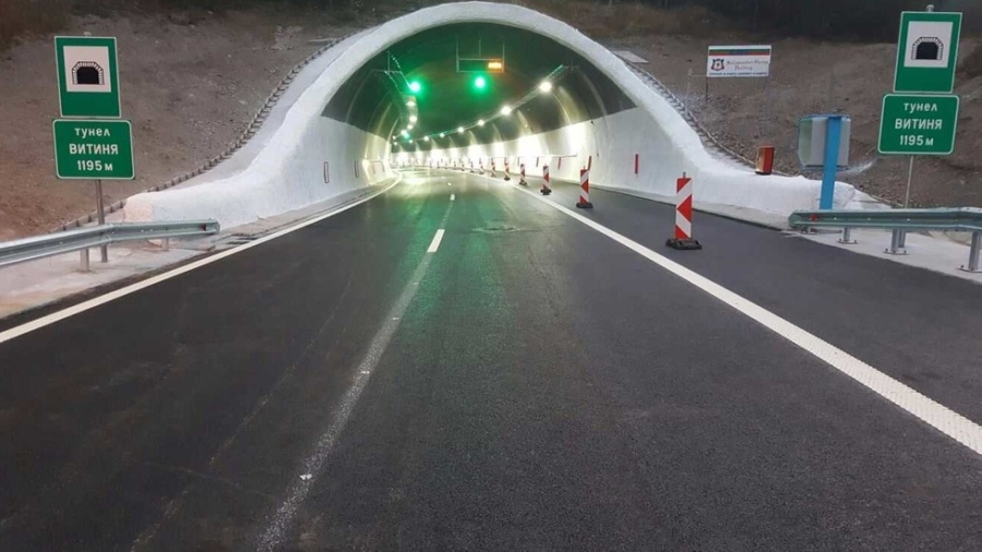 Пуснато е движението в двете тръби на тунел Витиня на Хемус