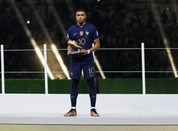 Реал Мадрид е готов да даде 1 млрд. евро за Мбапе