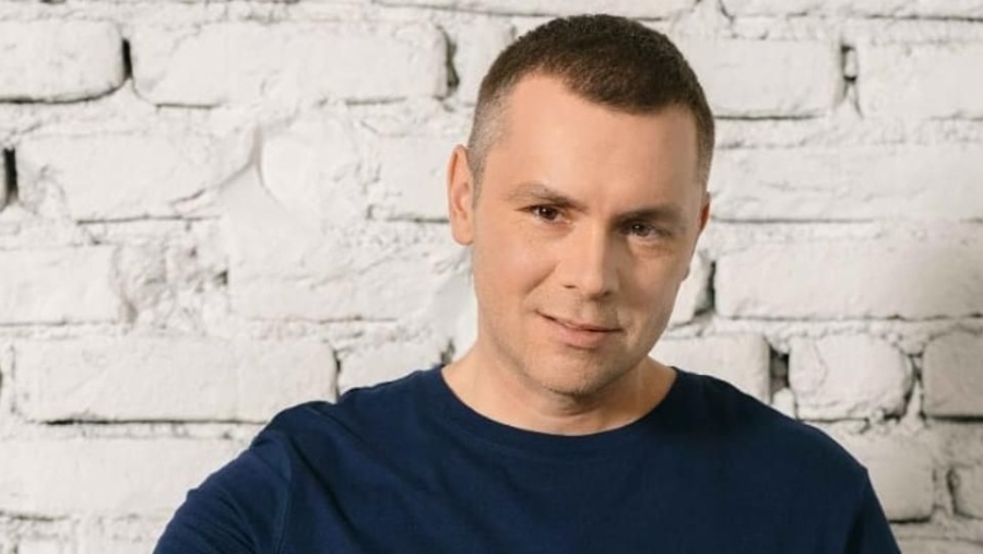 Ицо Хазарта отпразнува рождения си ден с Фики, помагайки на сираци