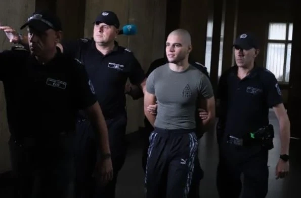 Прокурорският син от Перник отива на съд за 8 престъпления
