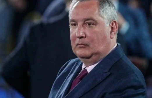 Бившият директор на Роскосмос Дмитрий Рогозин е ранен при бомбардировка в Донецк