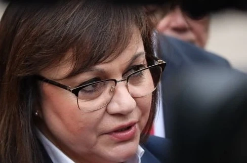 Нинова: Радев направи коледен подарък на военолюбците и забрави за работещите и бедните