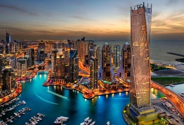 Дубай отмени 30-процентния данък върху алкохола, заради туристите