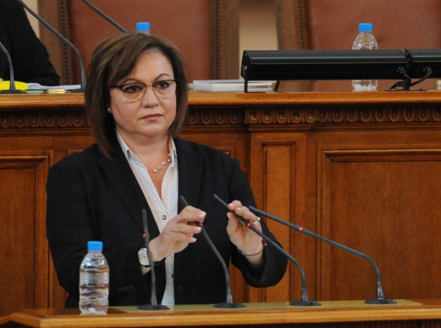 Корнелия Нинова: Очевидно всички гледаме към третия мандат