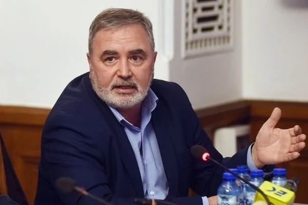 Доц. Ангел Кунчев обяви, че грипната вълна започна