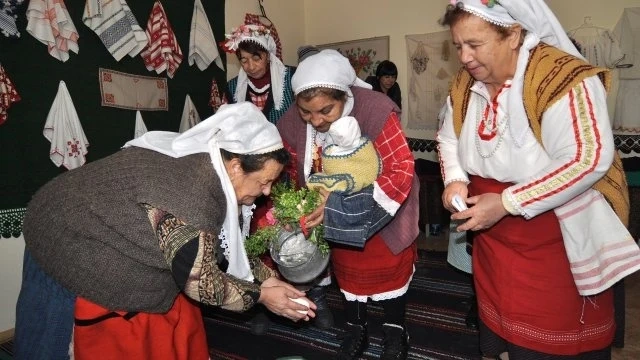 По нов стил: Днес е Бабинден!