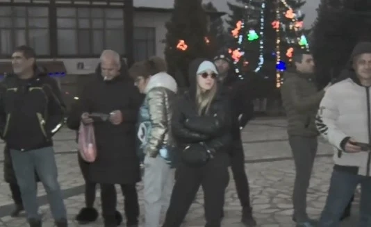 Протест в Добринище срещу изсичане на гора и застрояване
