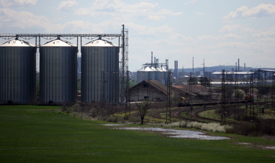 Окончателно: Забранява се продажбата на руски нефт и продукти от него в други държави