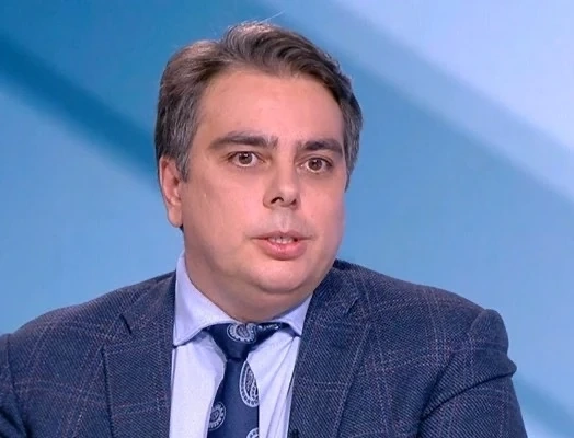 Асен Василев: В нормалните държави прокуратурата говори пред съда, а в България – пред медиите