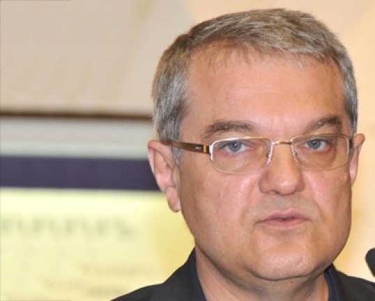 Румен Петков: Абсурдно беше Радев да връчи третия мандат на коалиция NEXO