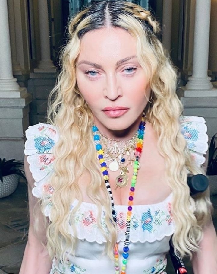 Мадона обяви световно турне