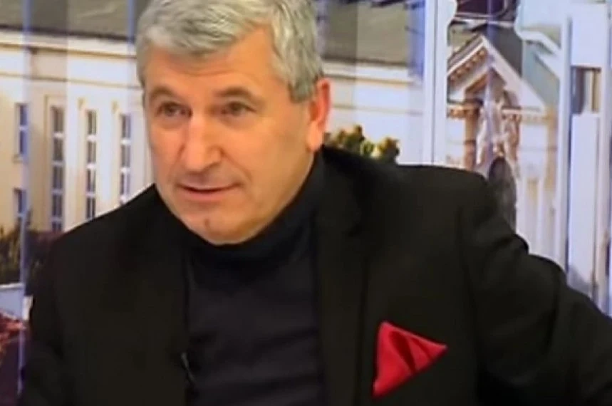 Илиян Василев към ГЕРБ: Спрете да хулите посредниците в оръжейната помощ за Украйна