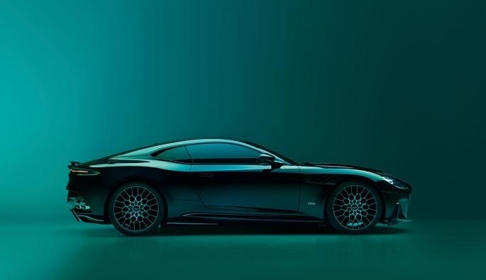 Aston Martin се сбогува с GT–флагмана си