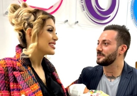 Изписаха бебето на Джулиана Гани под звуците на арфа и с гурме кетъринг