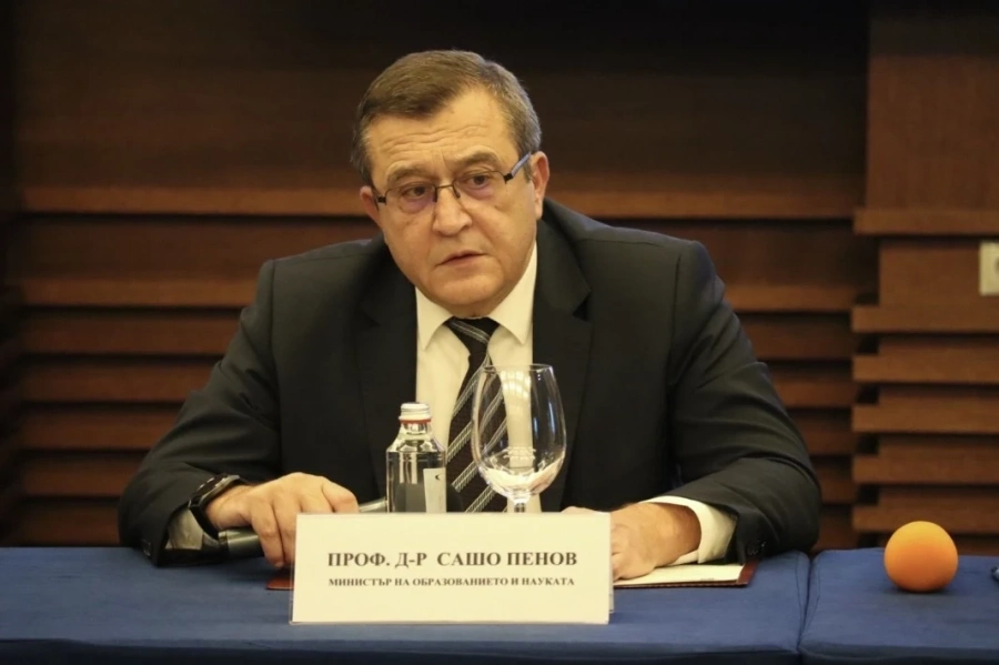 Министърът Пенов: Висшите училища не са злоупотребявали с целевите средства