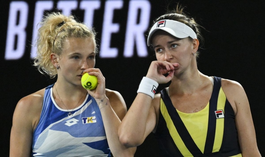 Крейчикова и Синиакова защитиха титлата си на двойки жени от Откритото първенство на Австралия