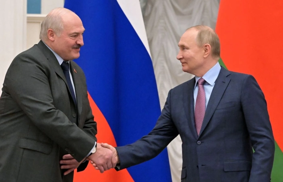 Владимир Путин иска създаване на общи военни тренировъчни центрове с Беларус