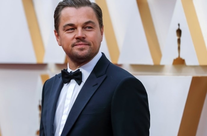 Леонардо ди Каприо с 19-годишна красавица (СНИМКА)