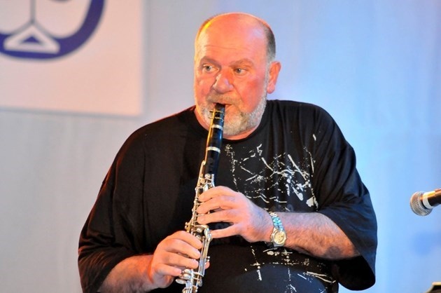 Иво Папазов - Ибряма, превърнал сватбарската музика в джаз феномен,