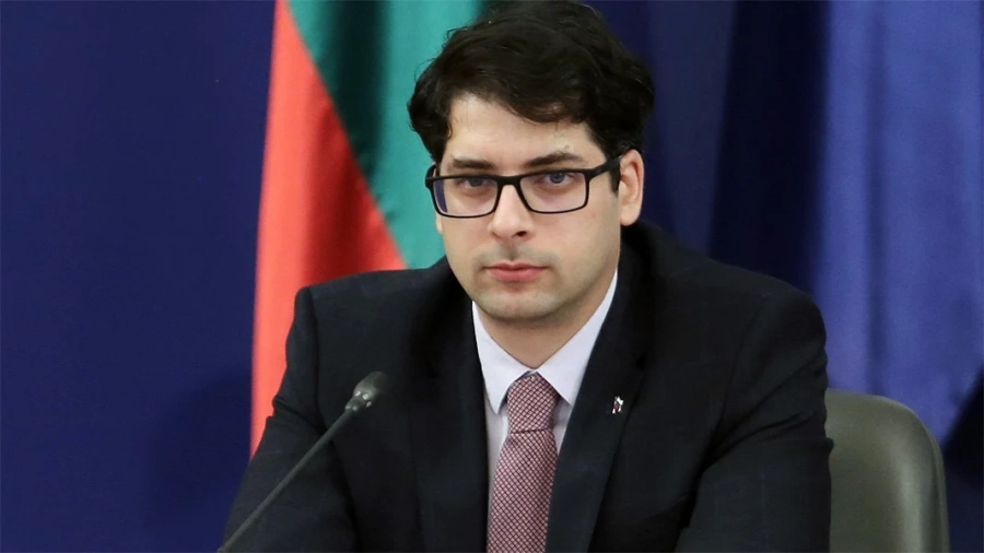 Атанас Пеканов: Забавянето на еврото ни носи щети и пропуснати ползи