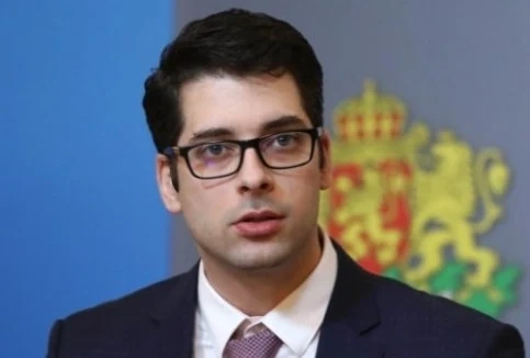 Пеканов: След приемане на еврото ще спестим разходи за превалутиране
