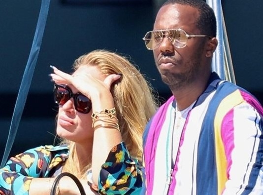 Певицата Адел се сгоди за Рич Пол