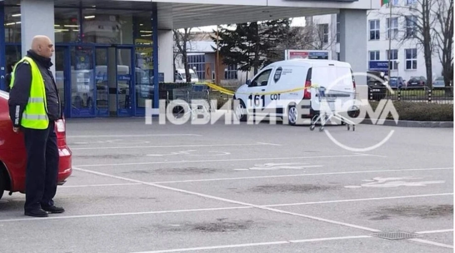 Обраха инкасо автомобил във Враца