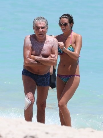 Роберто Кавали стана баща на 82 години