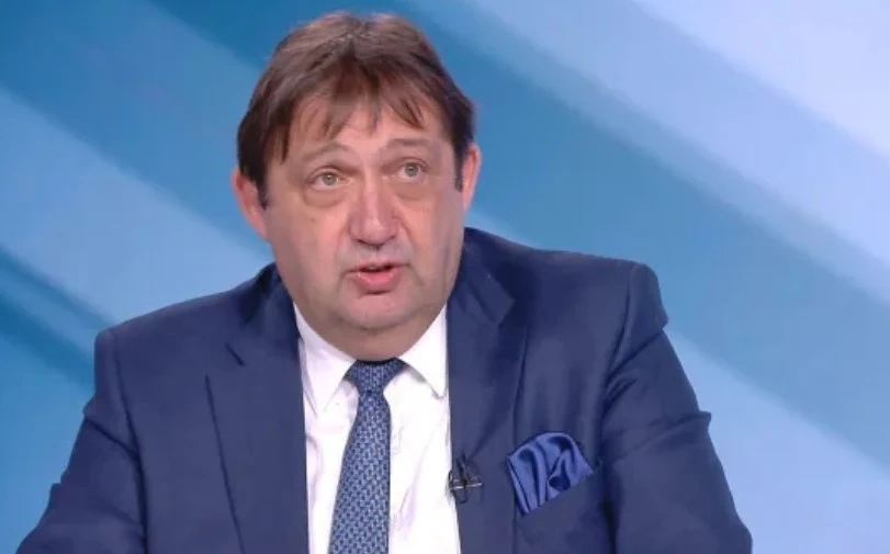 Министър Шишков: Магистралите ни са като скъпи дънки - с много кръпки и малко дупки