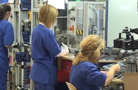 Трудът в България е най-ниско заплатен от всички държави в ЕС - 7 евро на час