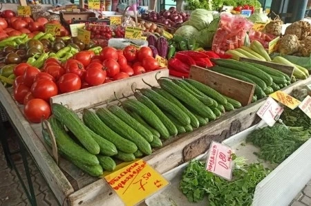 Търговци на борсите: Зеленчуци който не яде, ще спести пари